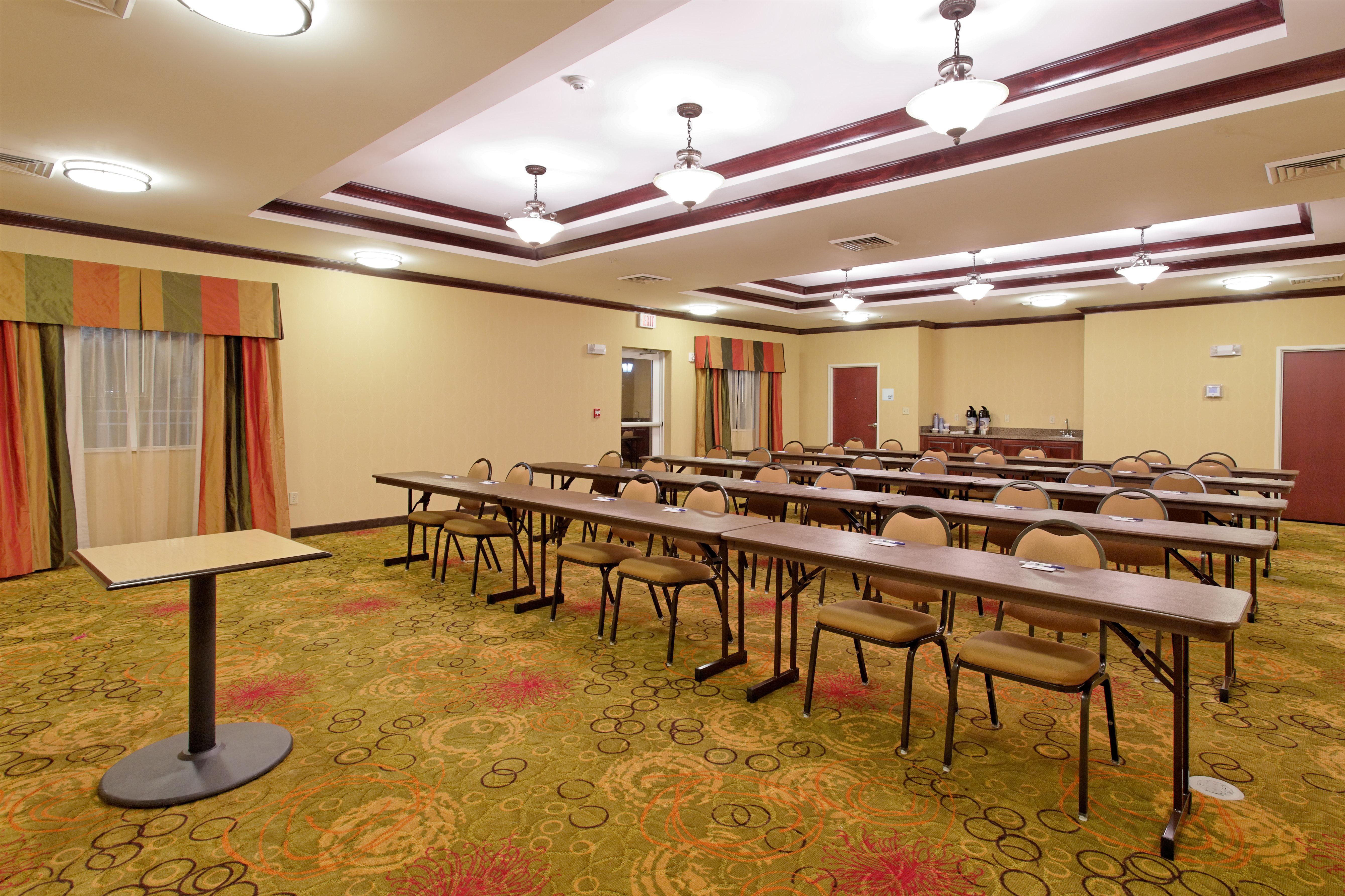 Holiday Inn Express Florence Northeast By Ihg Eksteriør billede