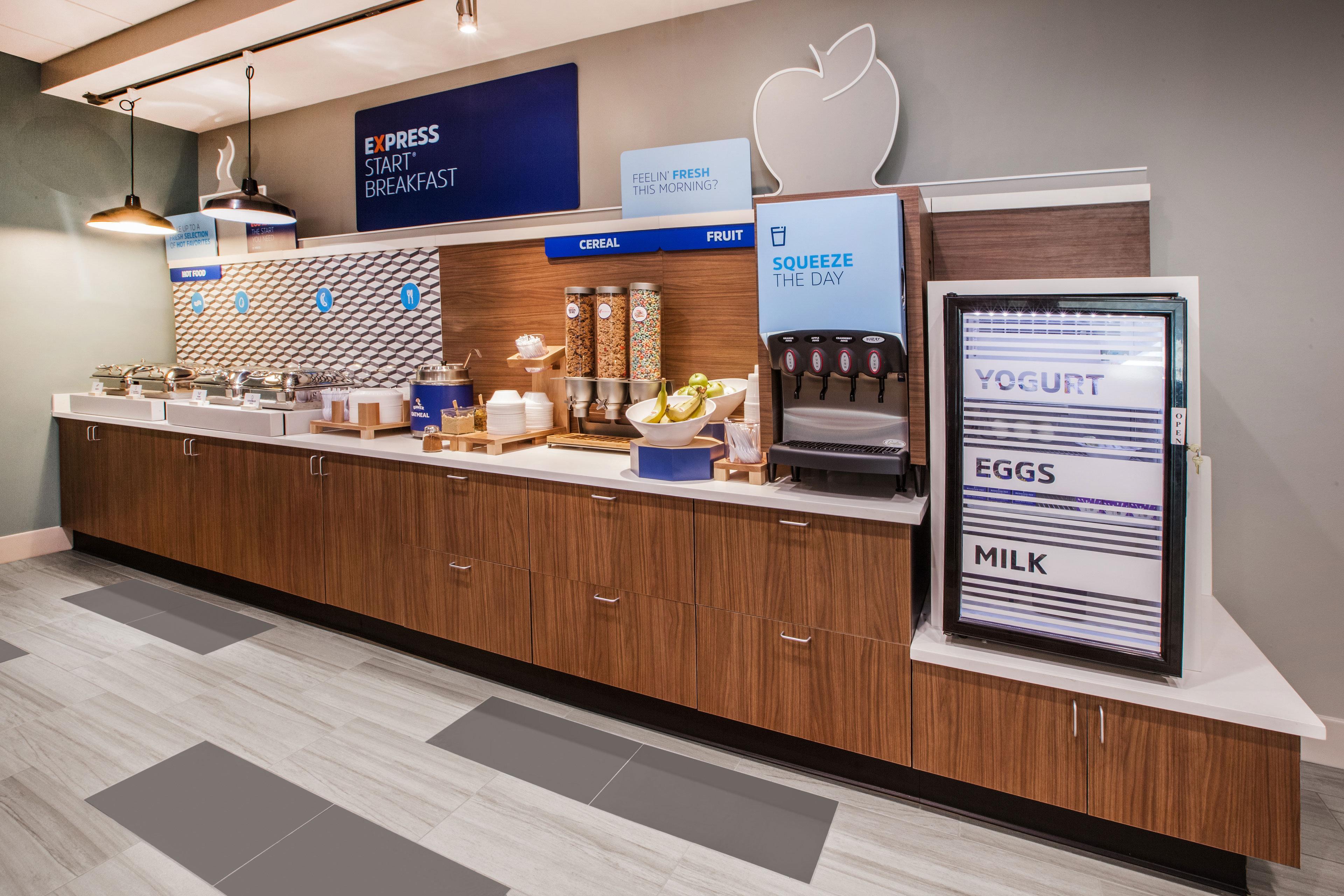 Holiday Inn Express Florence Northeast By Ihg Eksteriør billede